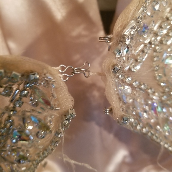 Dress - Picture 5 of 8